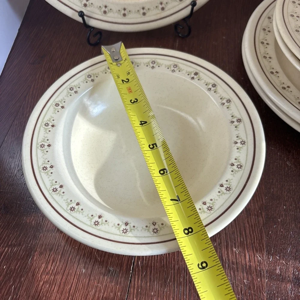 Unbranded vintage stoneware